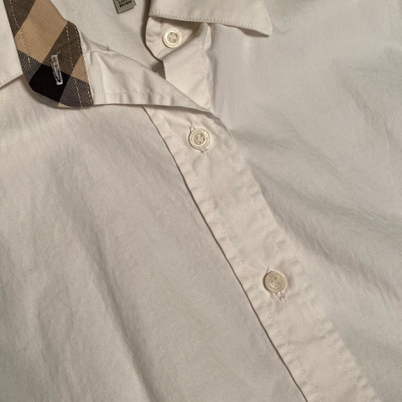Authentic BURBERRY polo - Picture 7 of 7